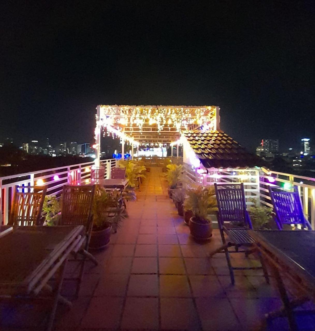 4 Rivers Hotel Phnom Penh Exterior foto