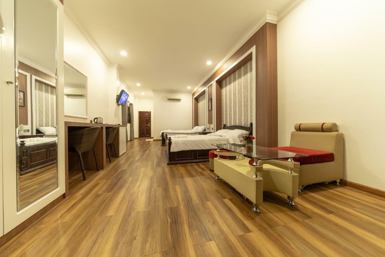 4 Rivers Hotel Phnom Penh Exterior foto